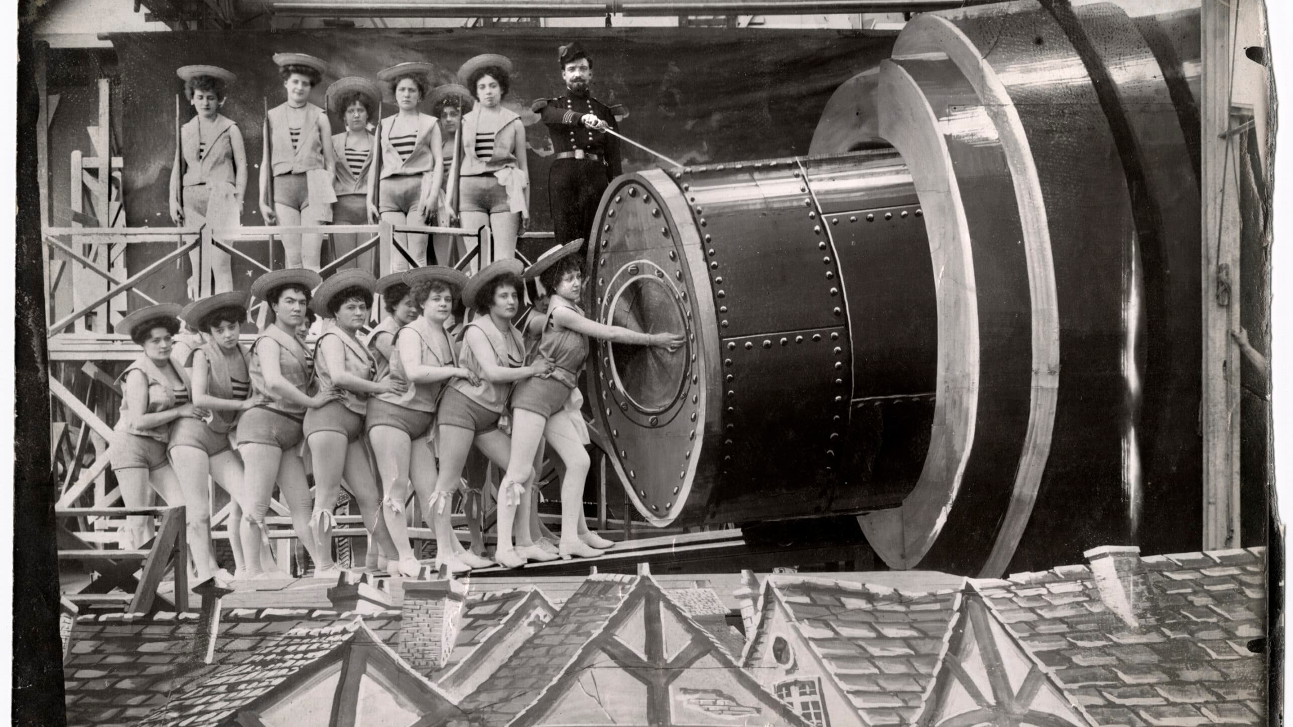 Scene from Le voyage dans la lune